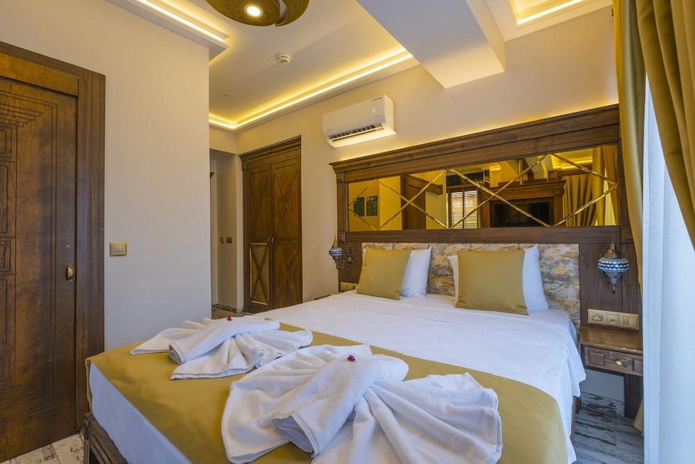 Otel Reis Royal Fethiye